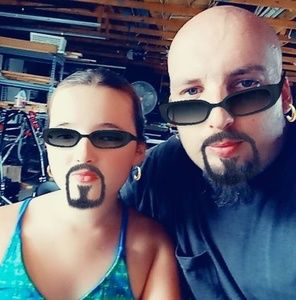 Meet your Posher, Derek